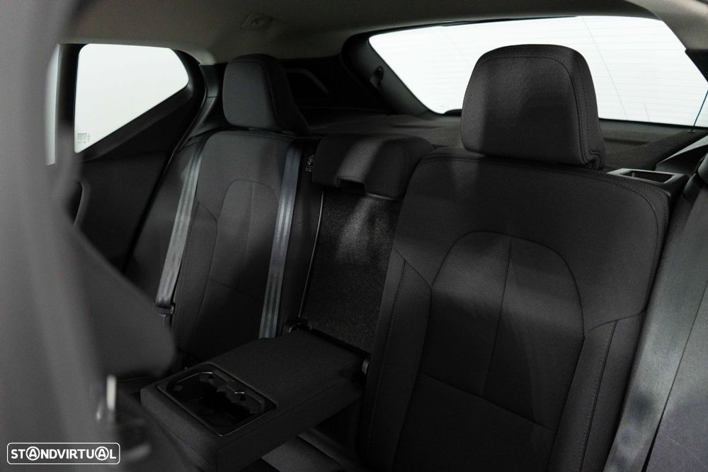 Volvo XC 40 1.5 T5 PHEV Momentum Plus - 11