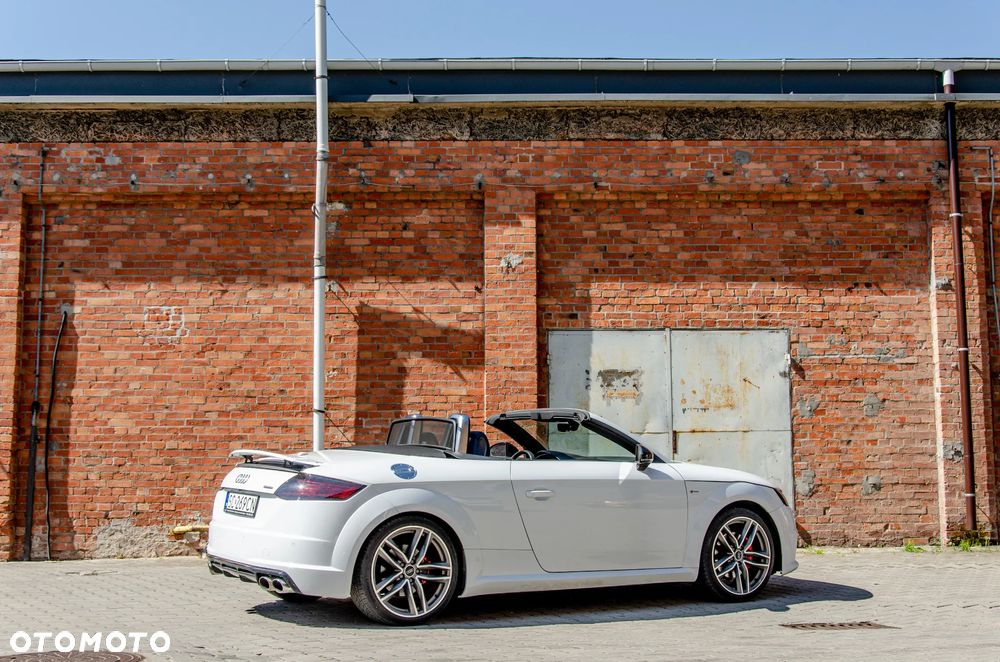 Audi TT S Roadster - 3