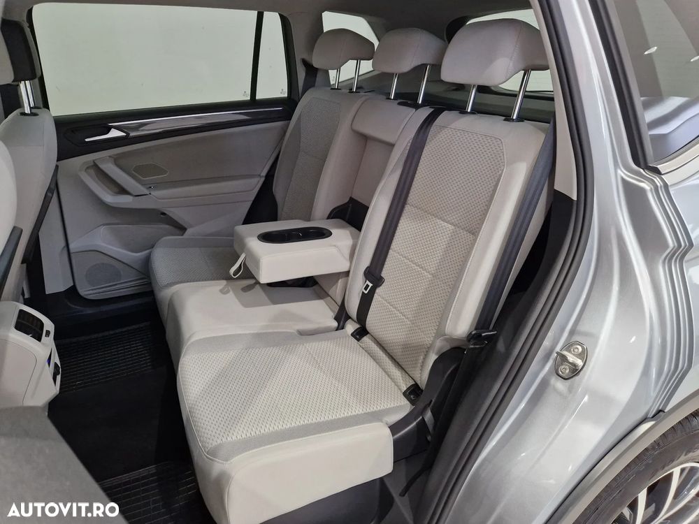 Volkswagen Tiguan - 14