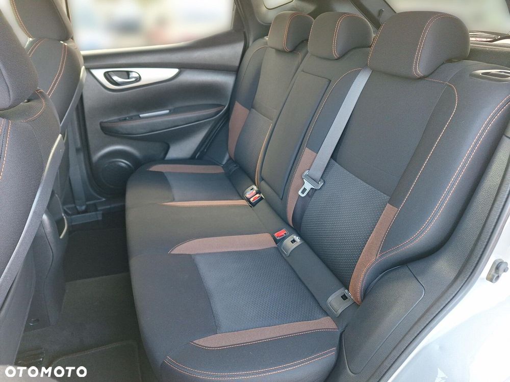 Nissan Qashqai - 12