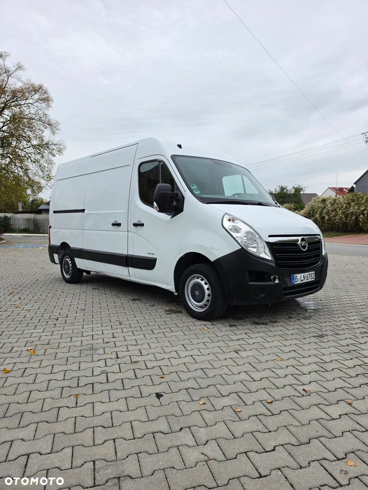 Opel Movano