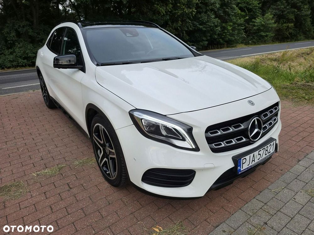 Mercedes-Benz GLA 220 4-Matic AMG Line - 11