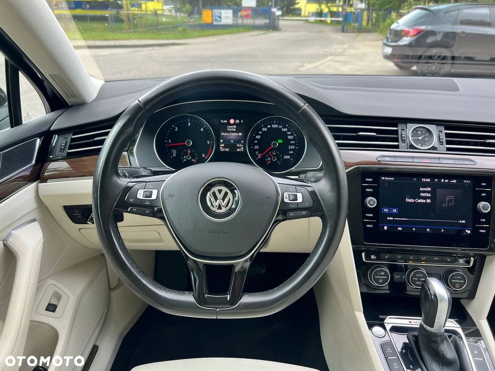 Volkswagen Passat 2.0 TDI BMT 4Mot Highline DSG - 9
