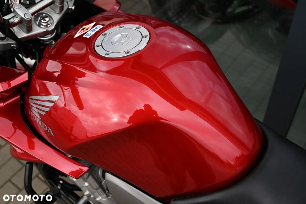 Honda CBF - 30
