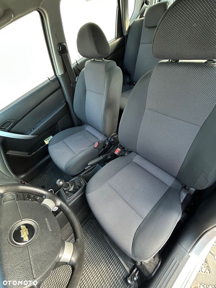 Chevrolet Aveo 1.2 16V Base / Classic - 10