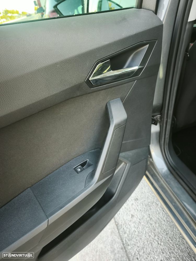 Seat Ibiza 2018 photo 4