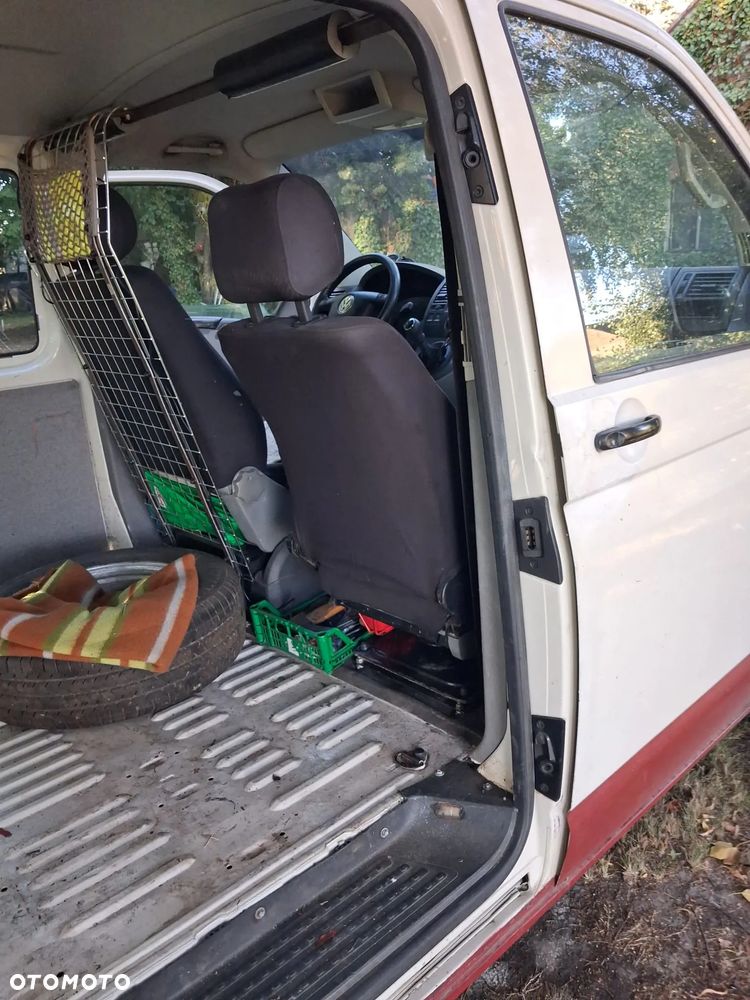 Volkswagen T5 - 31