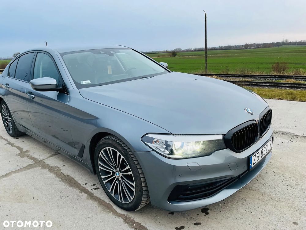 BMW Seria 5 518d Advantage sport - 11