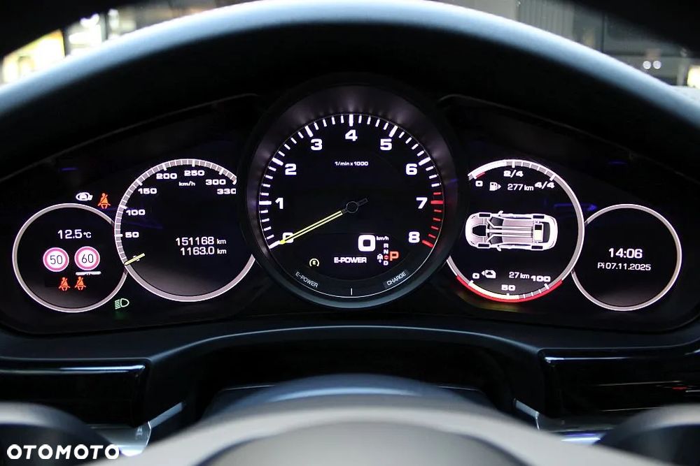 Porsche Panamera 4S E-Hybrid - 21