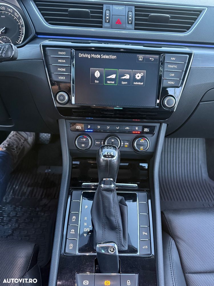 Skoda Superb 2.0 TDI 4x4 DSG Premium Edition - 28