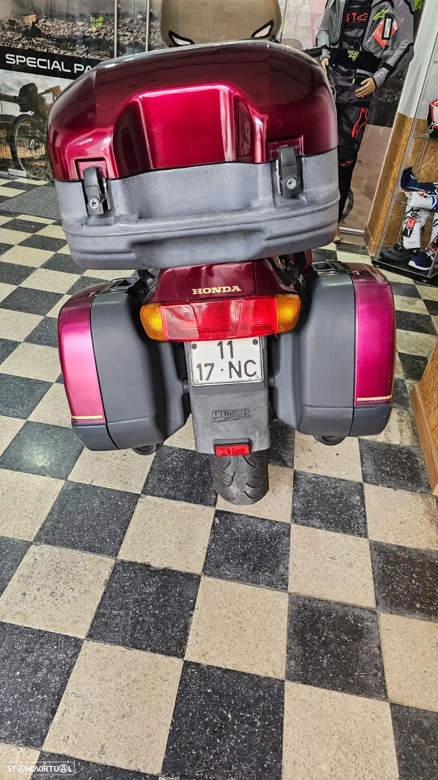Honda Pan European ST 1100 - 5