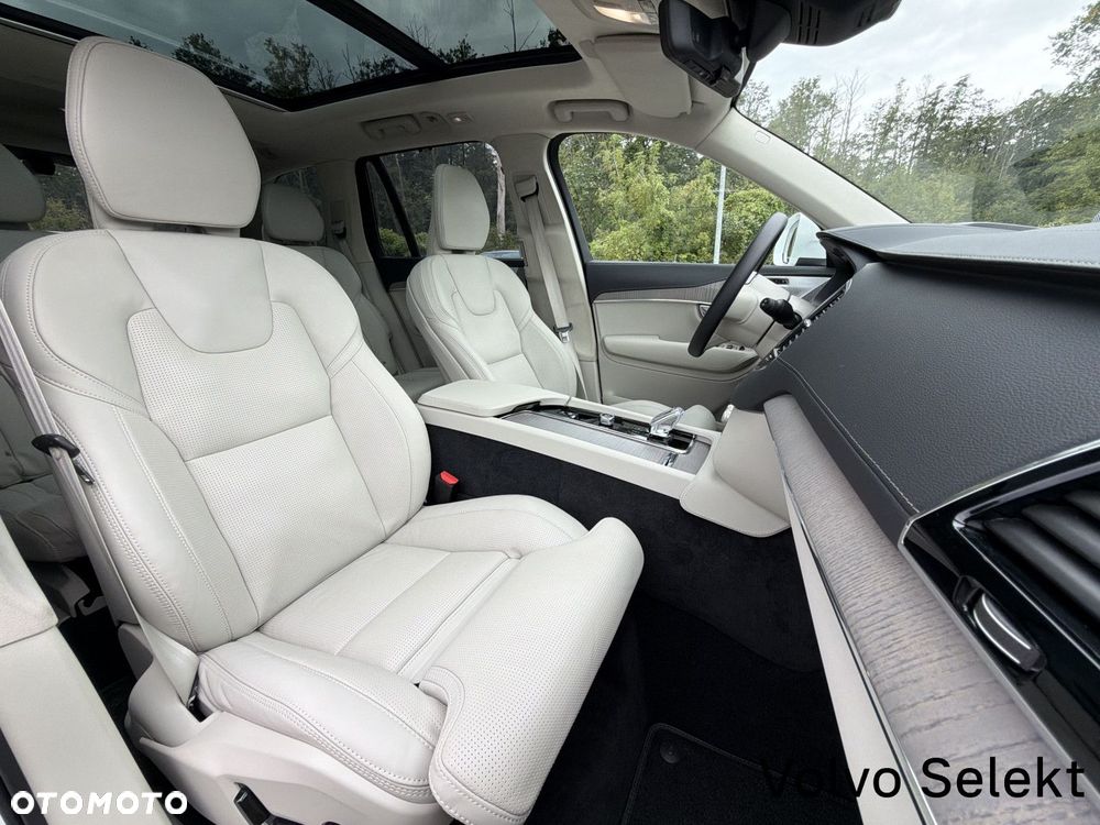Volvo XC 90 - 12