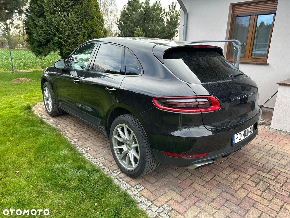 Porsche Macan - 2