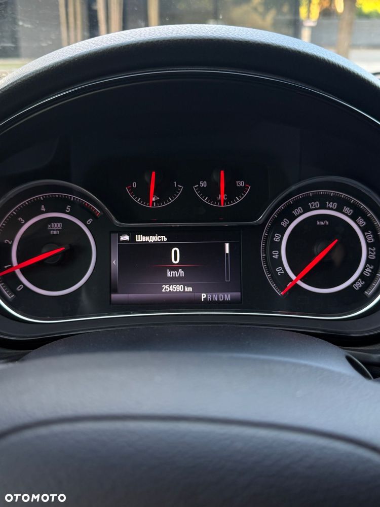 Opel Insignia 1.6 CDTI - 18