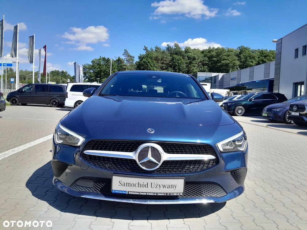 Mercedes-Benz CLA 180 Progressive 7G-DCT - 9