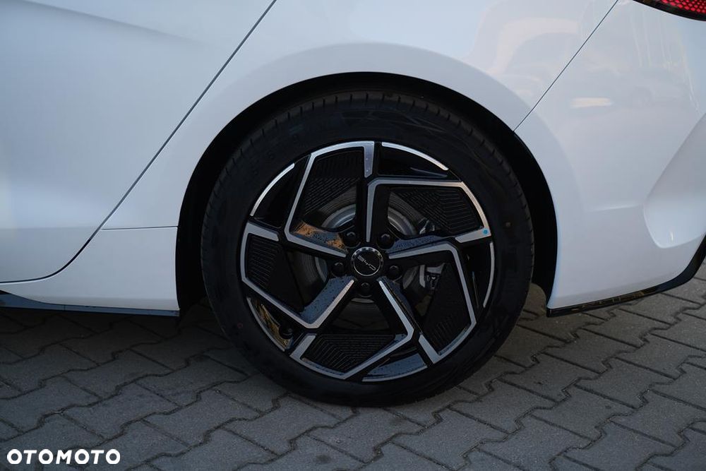 BYD Seal 82.5kWh Design - 17