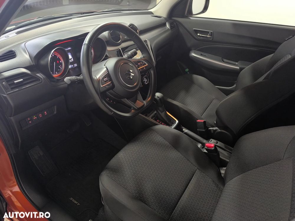 Suzuki Swift 1.2 Dualjet 12V MHEV CVT Spirit - 9