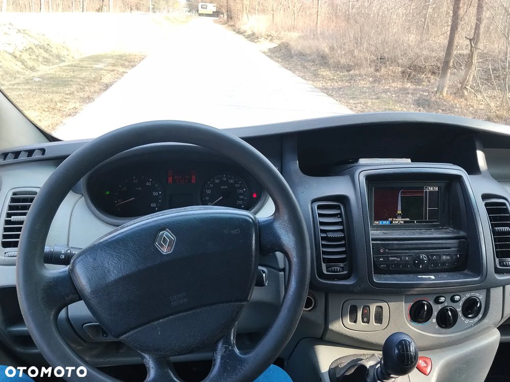 Renault Trafic - 8