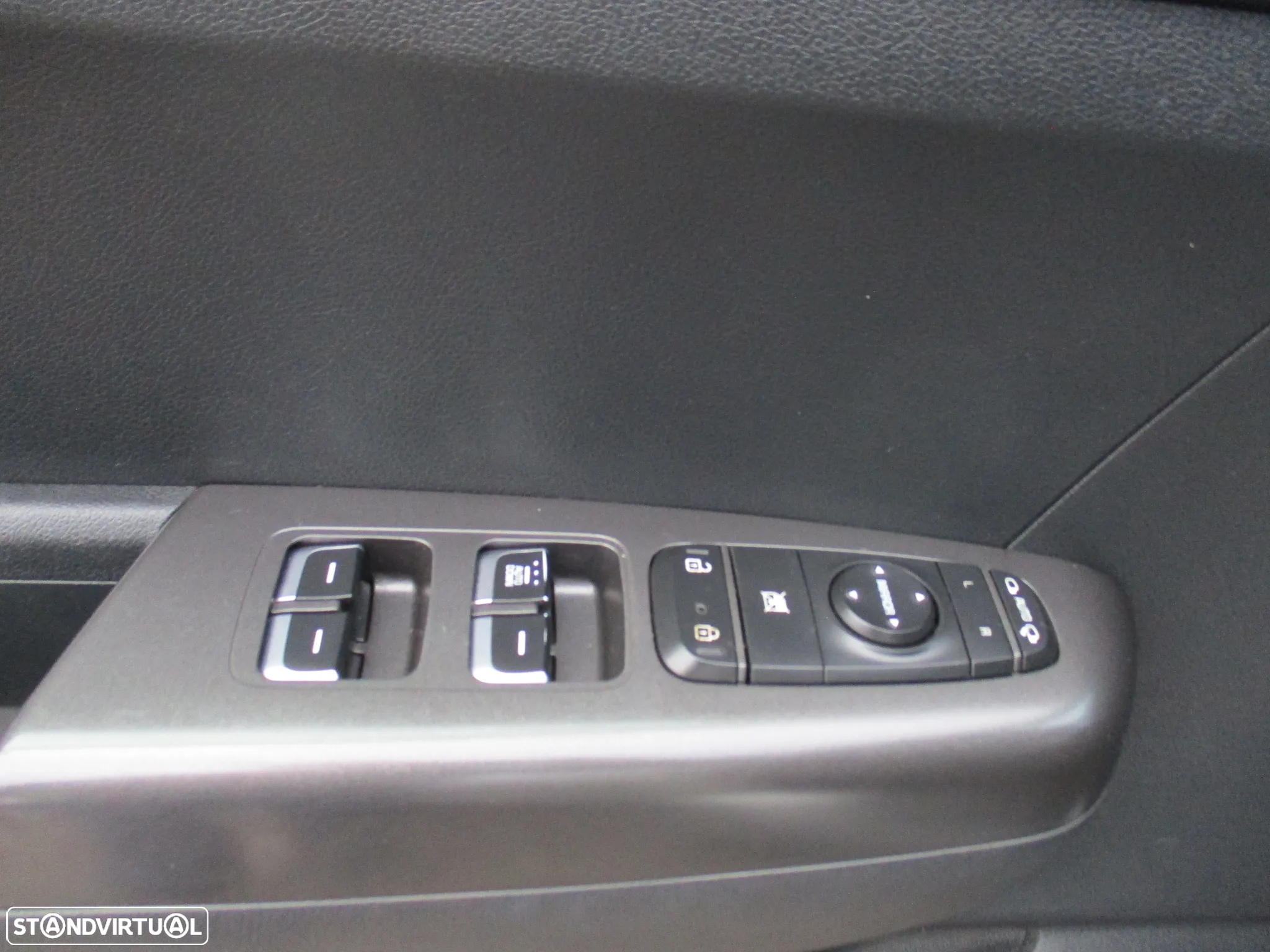 Kia Sportage 1.7 CRDi ISG LX - 18