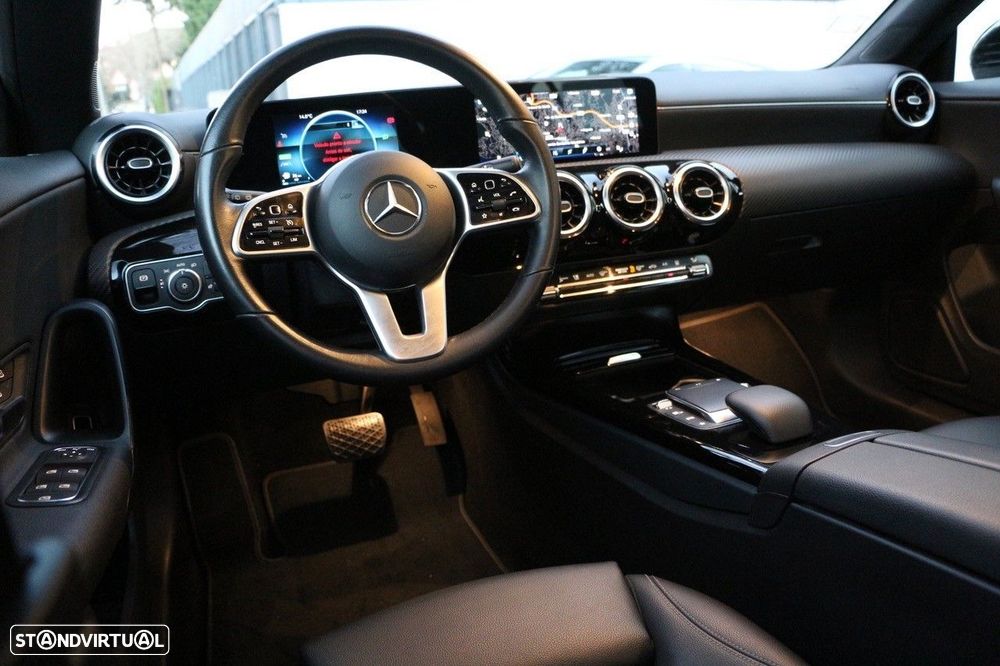 Mercedes-Benz CLA 250 e Shooting Brake Progressive - 14