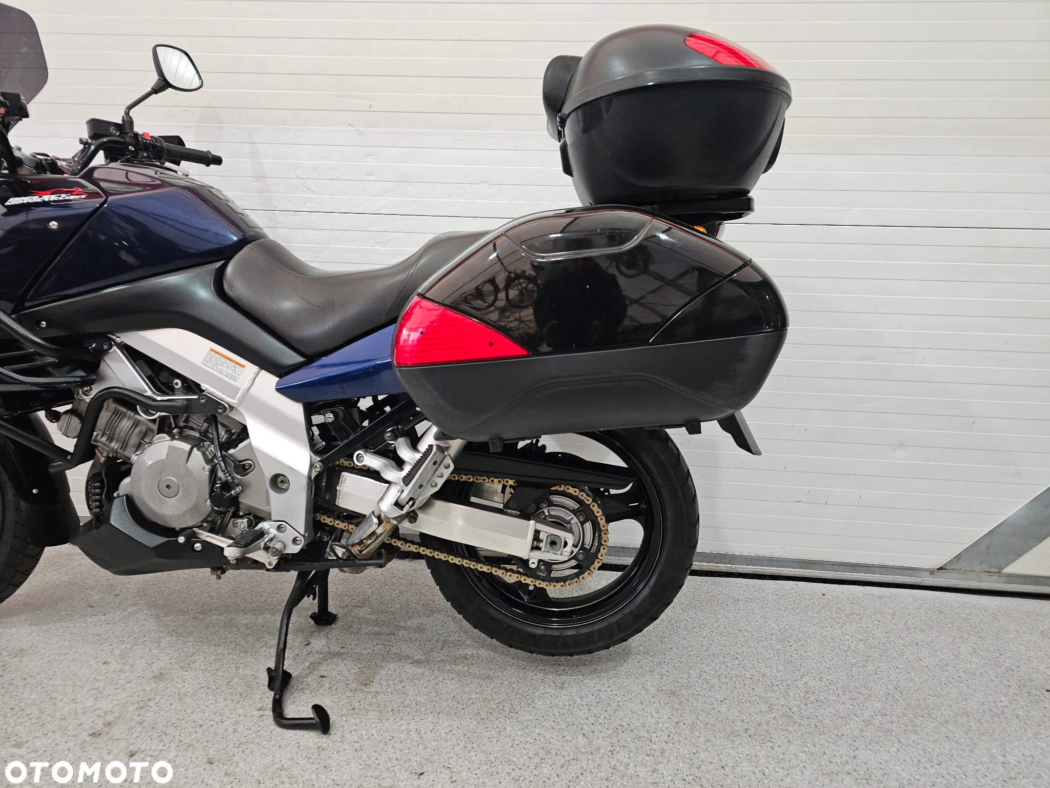 Suzuki DL - 11