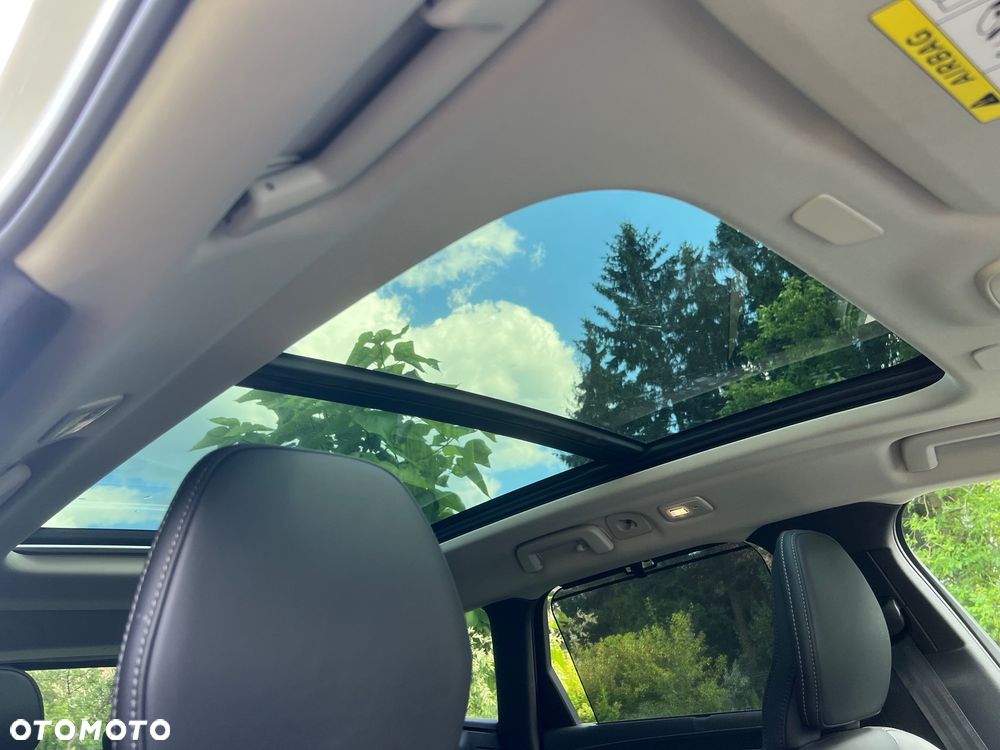 Volvo V90 T8 AWD Plug-In Hybrid Ultimate Dark - 3
