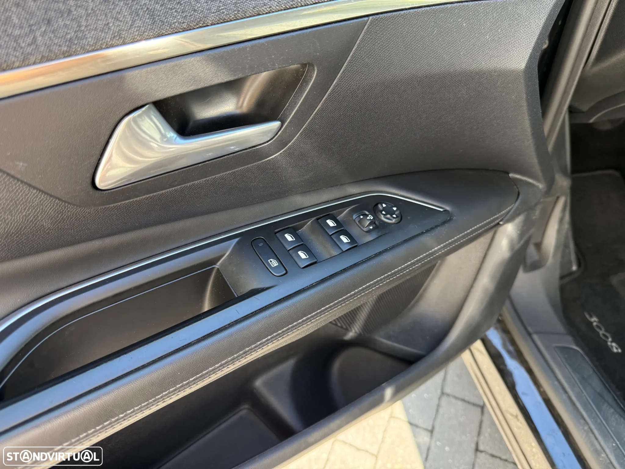Peugeot 3008 1.6 BlueHDi Allure EAT6 - 4