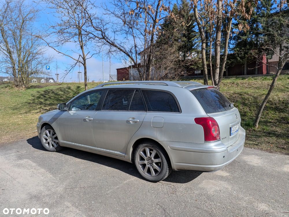 Toyota Avensis 2.0 D-4D Luna - 3