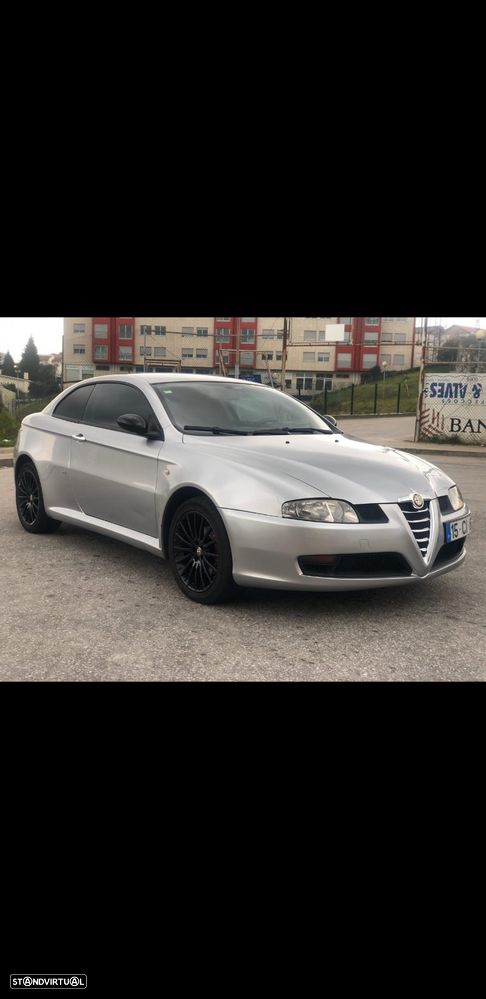 Alfa Romeo GT 1.9 JTD M-JET - 4