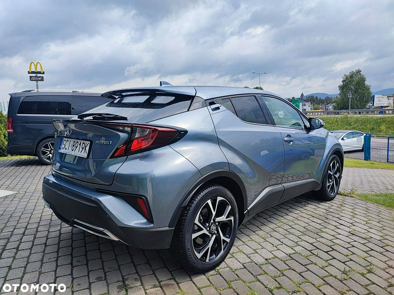 Toyota C-HR - 8