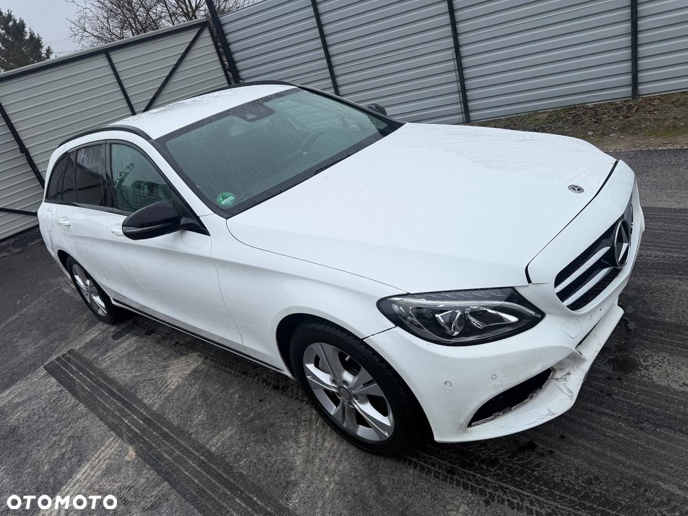 Mercedes-Benz Klasa C 250 9G-TRONIC Exclusive - 2