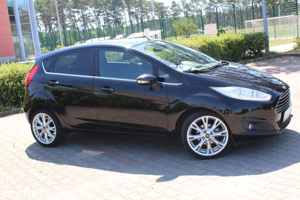Ford Fiesta 1.0 EcoBoost Titanium - 22