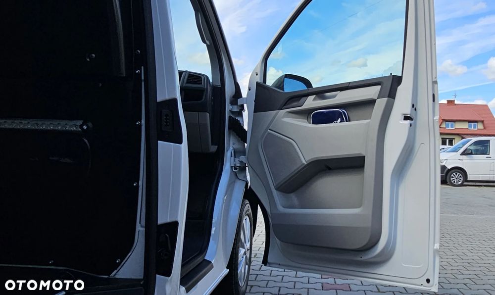 Volkswagen Transporter - 19