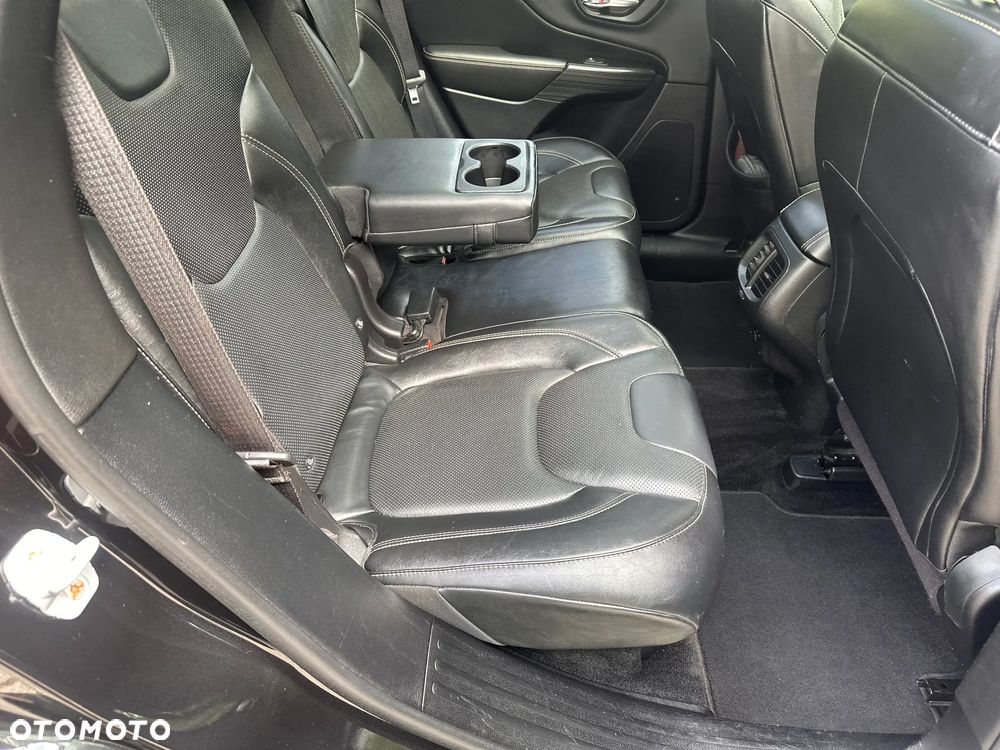 Jeep Cherokee 2.0 Multijet Sport - 27