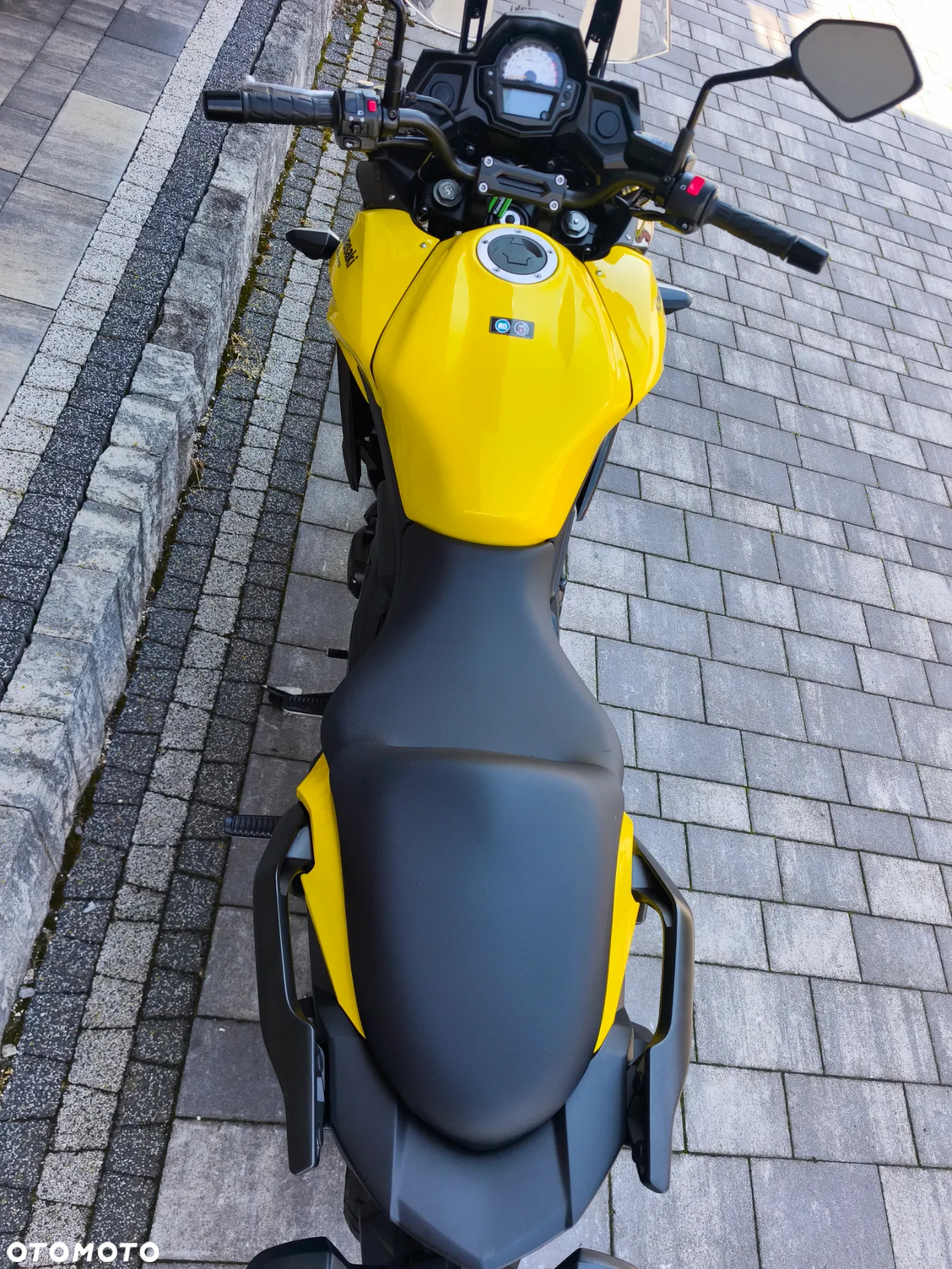 Kawasaki Versys 650 - 14