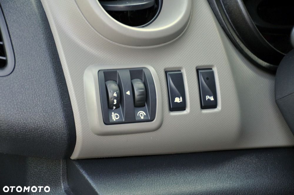 Renault Trafic - 34