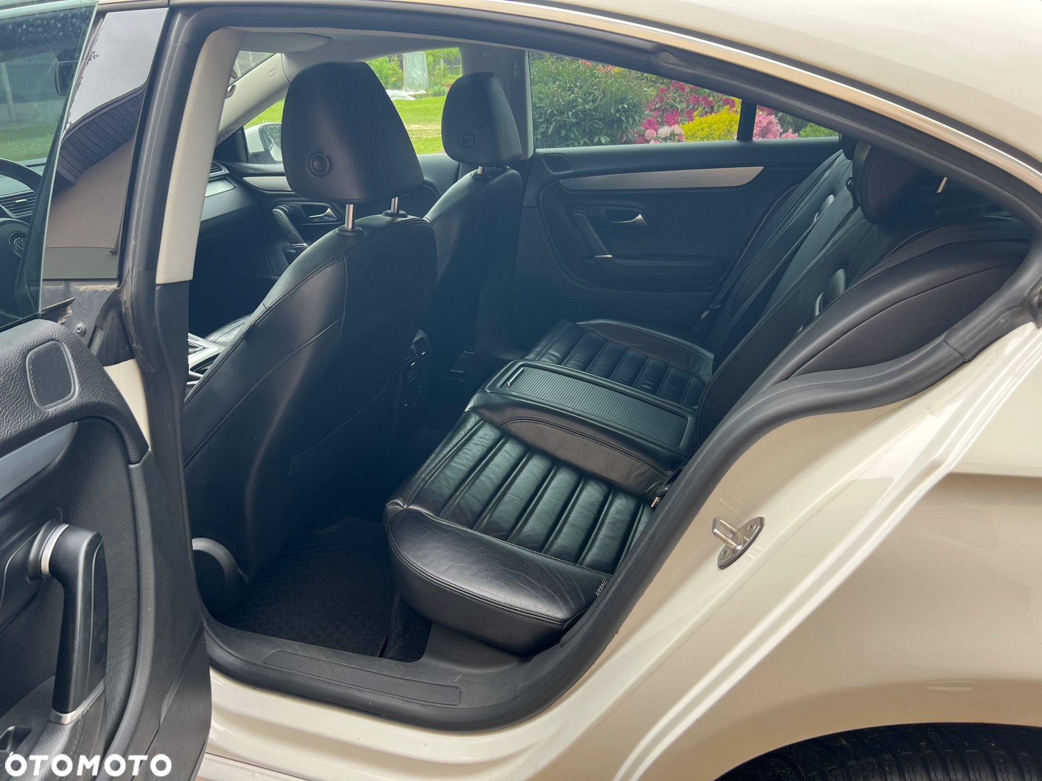 Volkswagen Passat CC - 14
