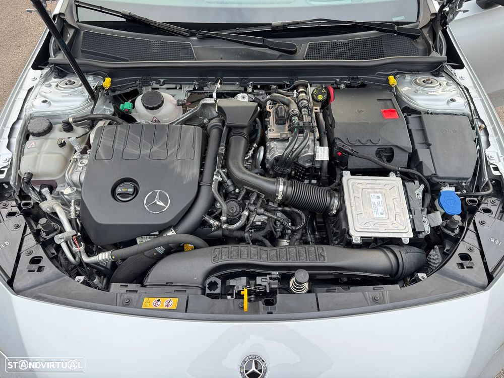 Mercedes-Benz A 250 e AMG Line - 10