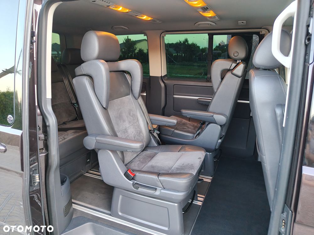 Volkswagen Multivan - 15