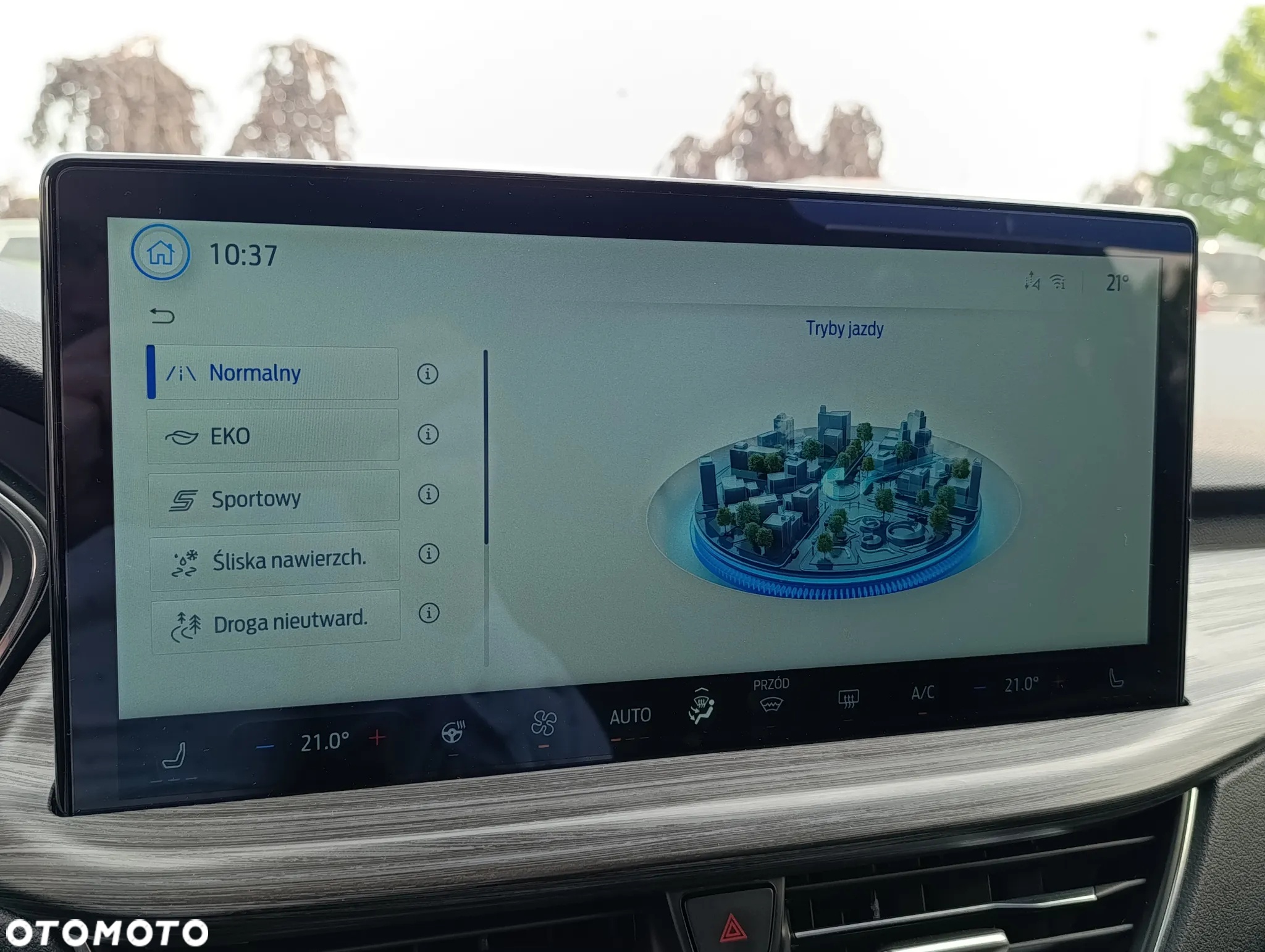 Ford Kuga - 27