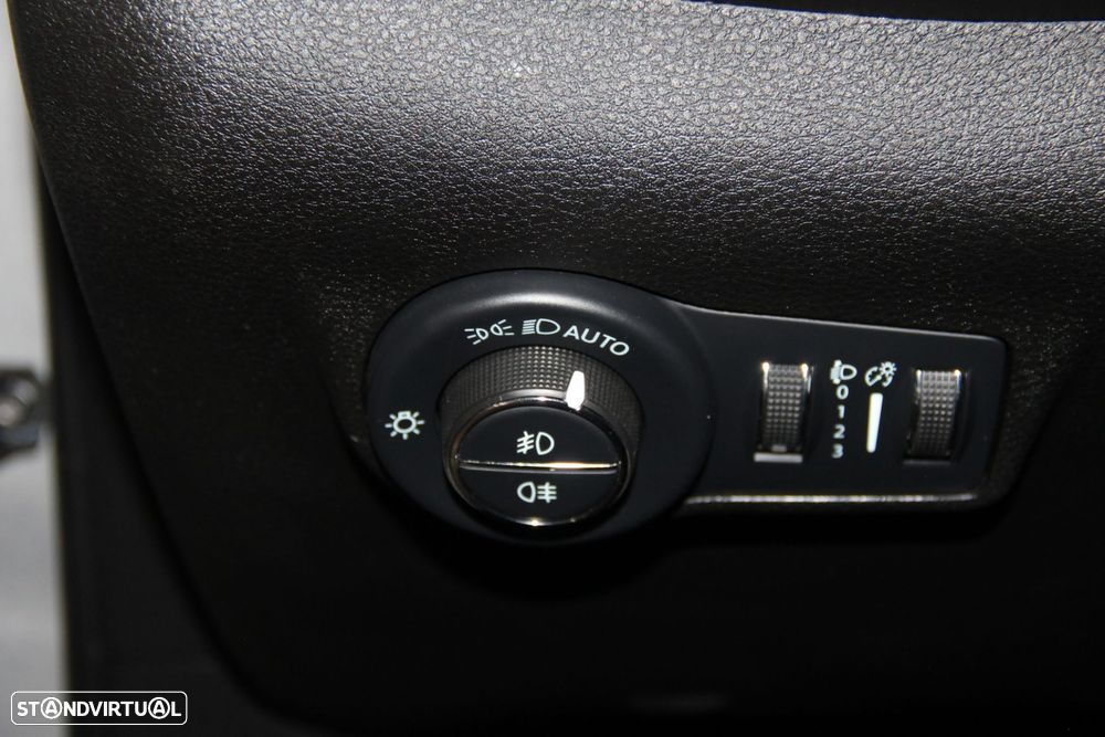 Jeep Compass 1.6 MultiJet Limited - 16