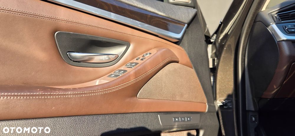 BMW Seria 5 535d xDrive Sport-Aut Luxury Line - 12