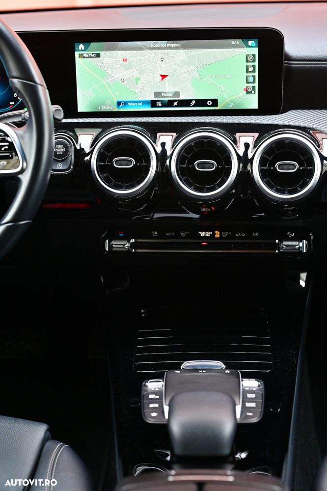 Mercedes-Benz A - 21