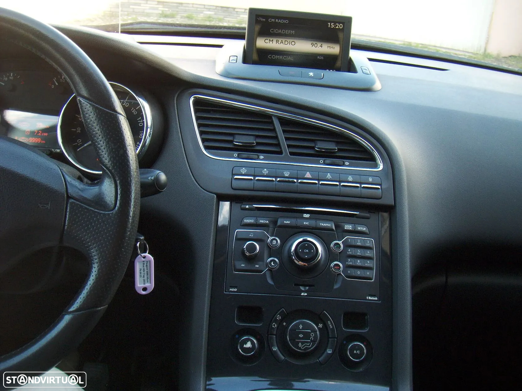 Peugeot 5008 1.6 HDi Executive JLL17 - 17