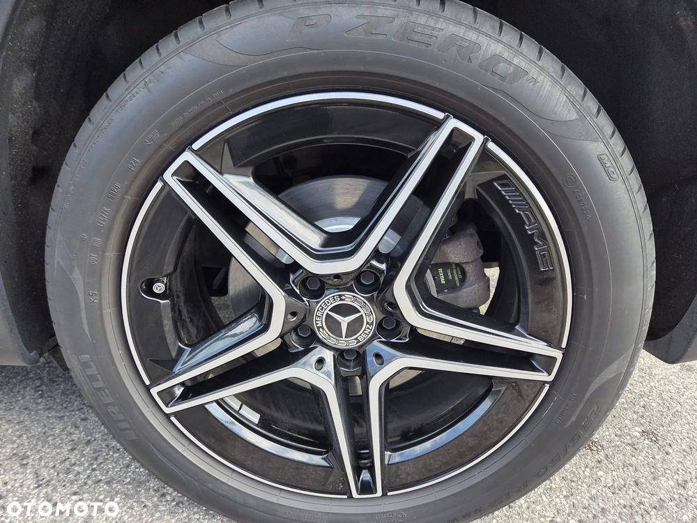 Mercedes-Benz GLB 220 d AMG Line 8G-DCT - 18