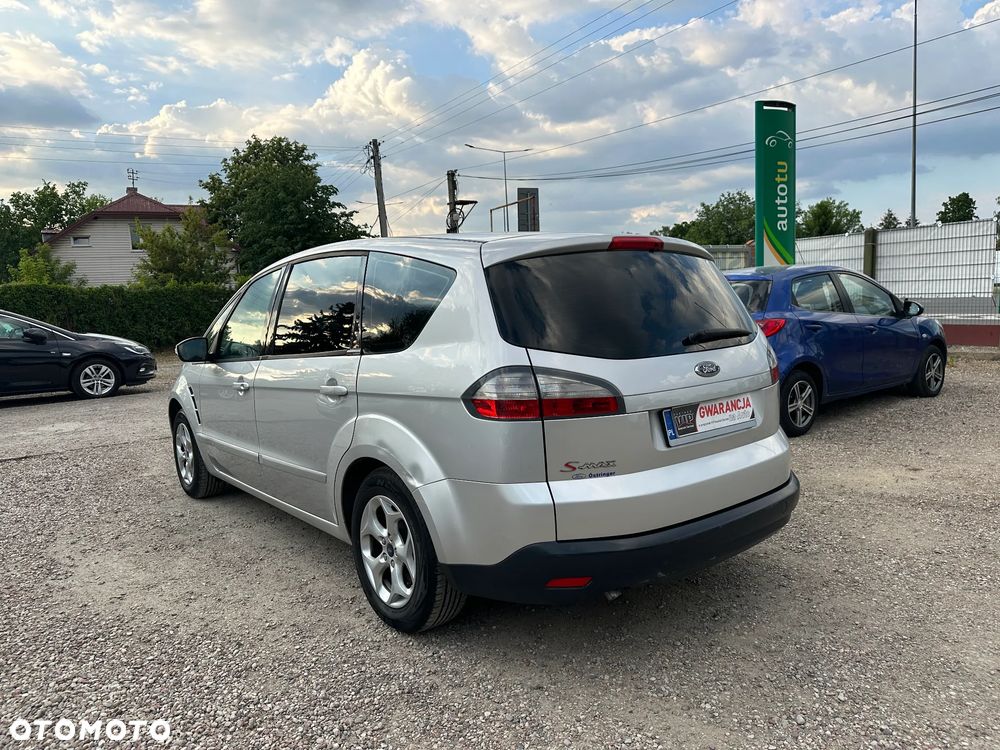 Ford S-Max - 7