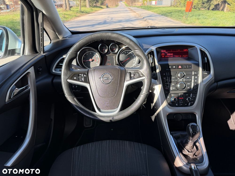 Opel Astra 1.4 Turbo - 17