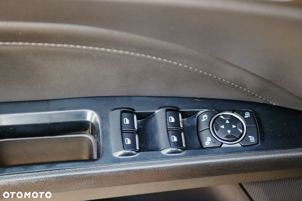 Ford Mondeo 2.0 EcoBlue Titanium - 25