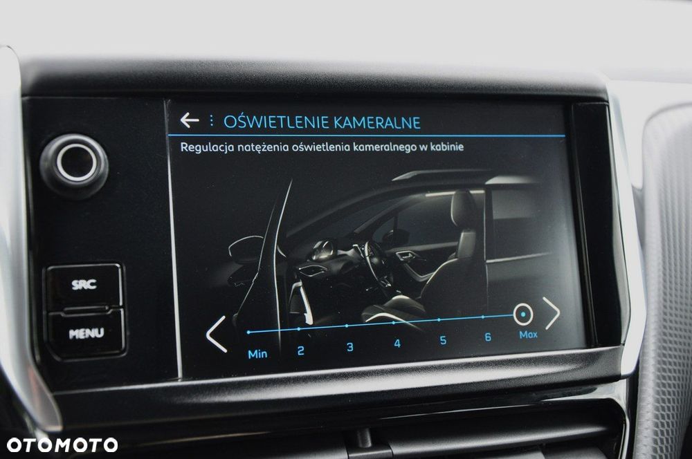 Peugeot 2008 1.2 Pure Tech Style - 23