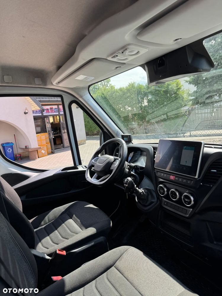 Iveco 50C35 - 13